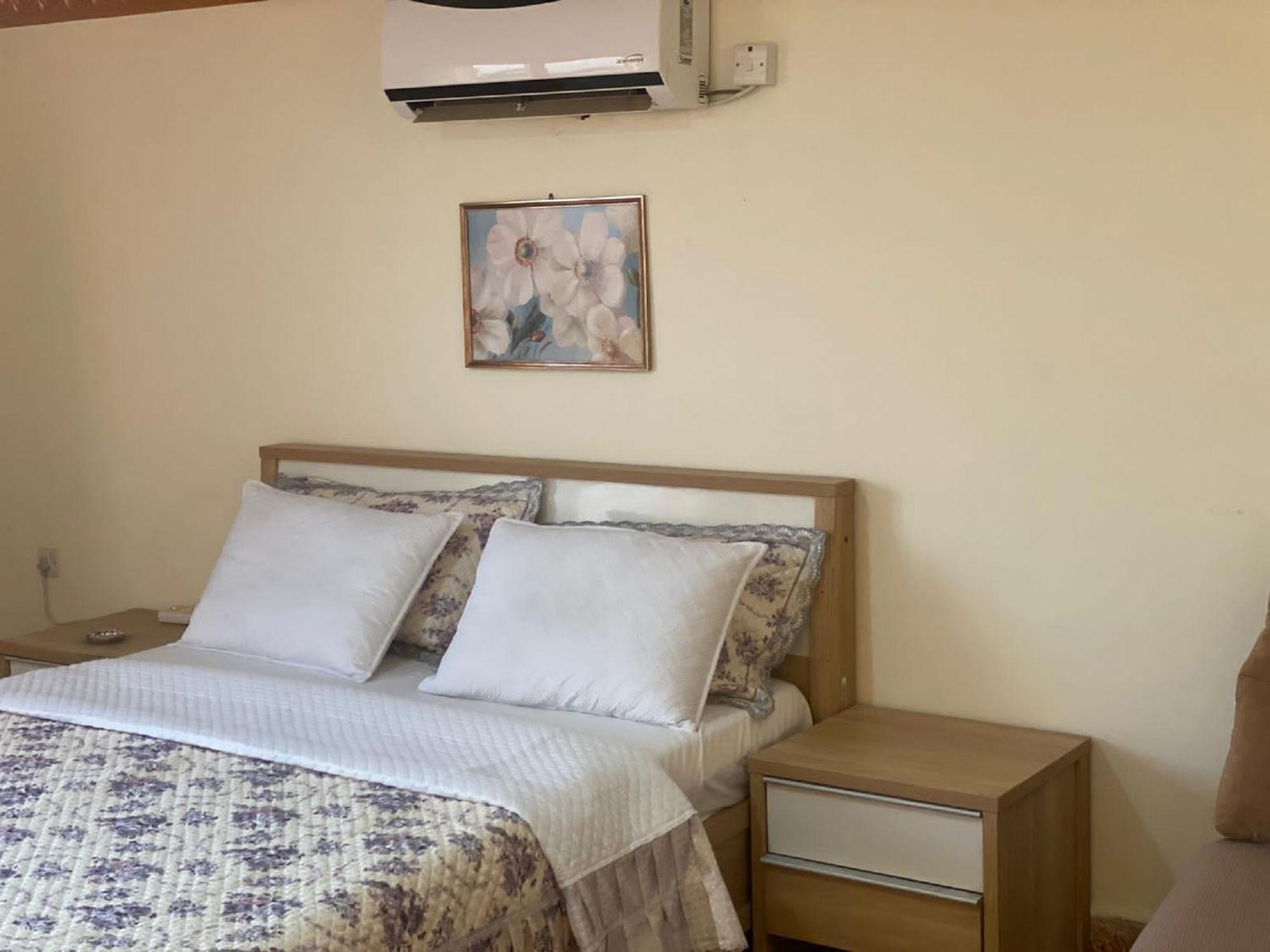 Al-Amer Chalets Akaba Buitenkant foto